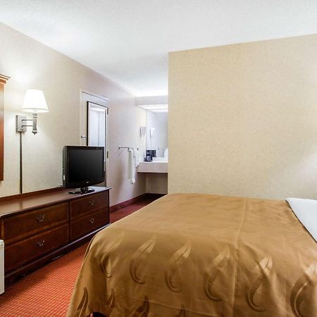 Quality Inn Mount Airy Mayberry מראה חיצוני תמונה